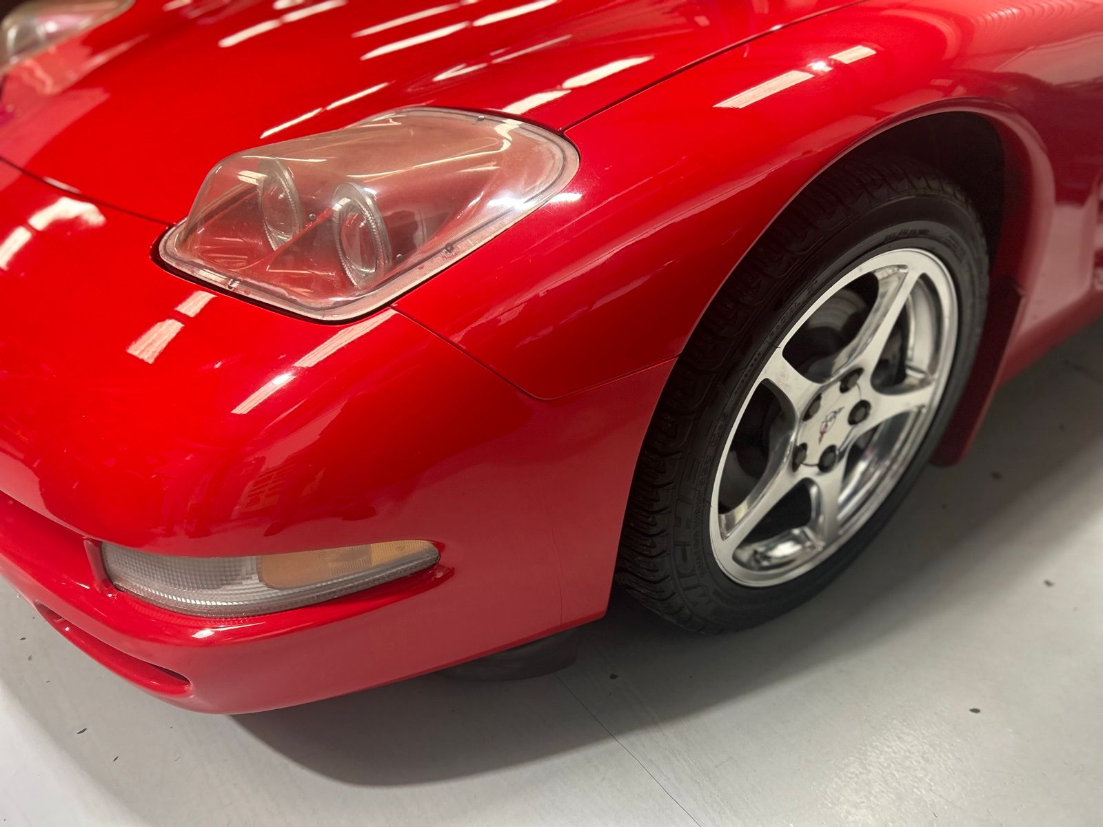 2001 Chevrolet Corvette Base Convertible photo 3