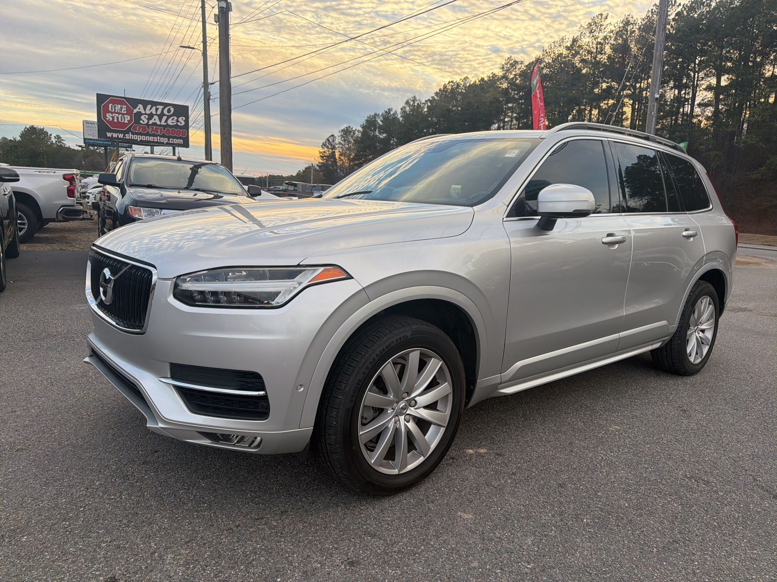 2017 Volvo XC90 Momentum