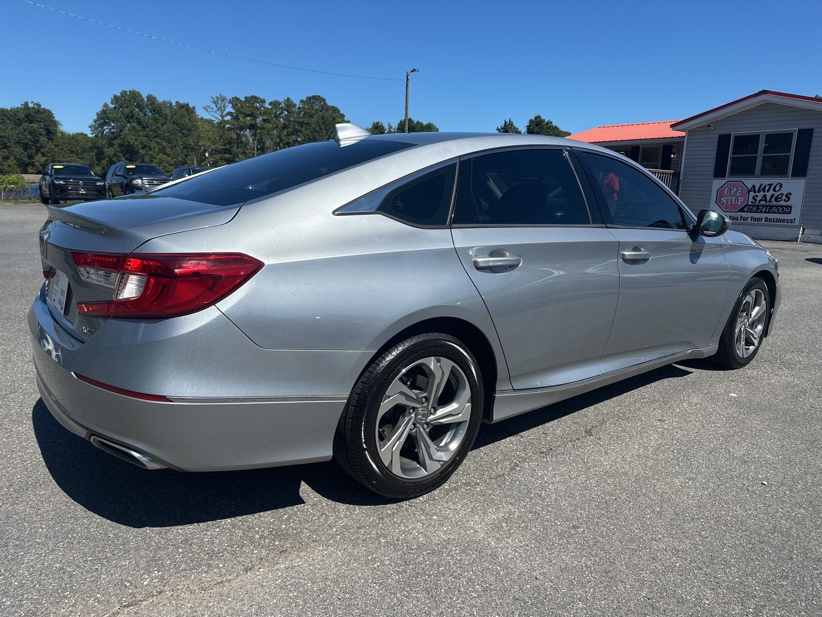 2018 Honda Accord EX-L 2.0T photo 3