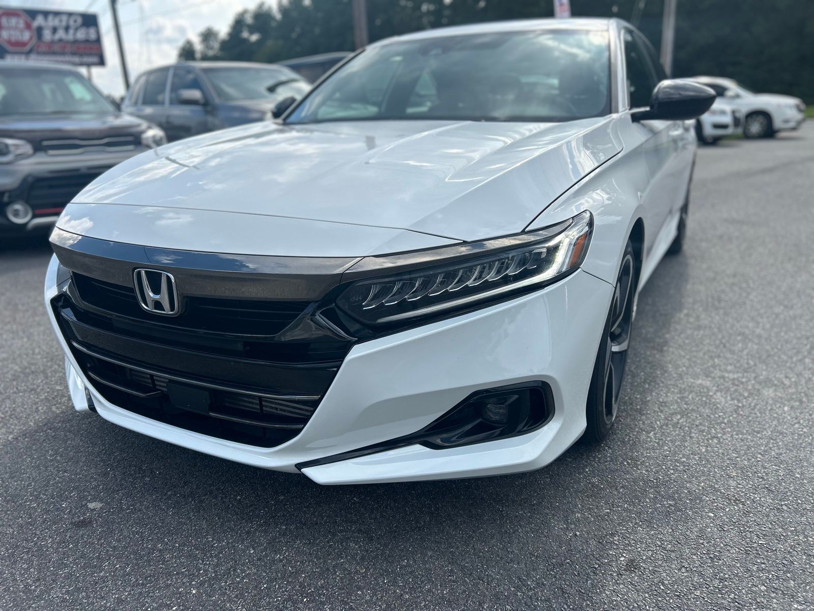 2022 Honda Accord Sport photo 3