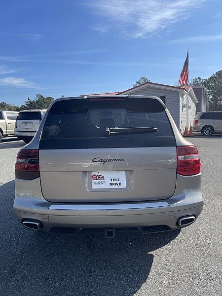 2009 Porsche Cayenne Base photo 4