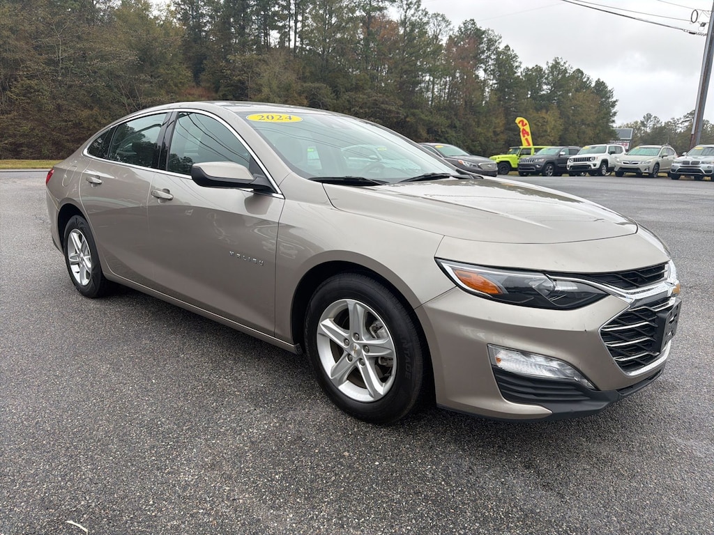 Used 2024 Chevrolet Malibu LT Sedan