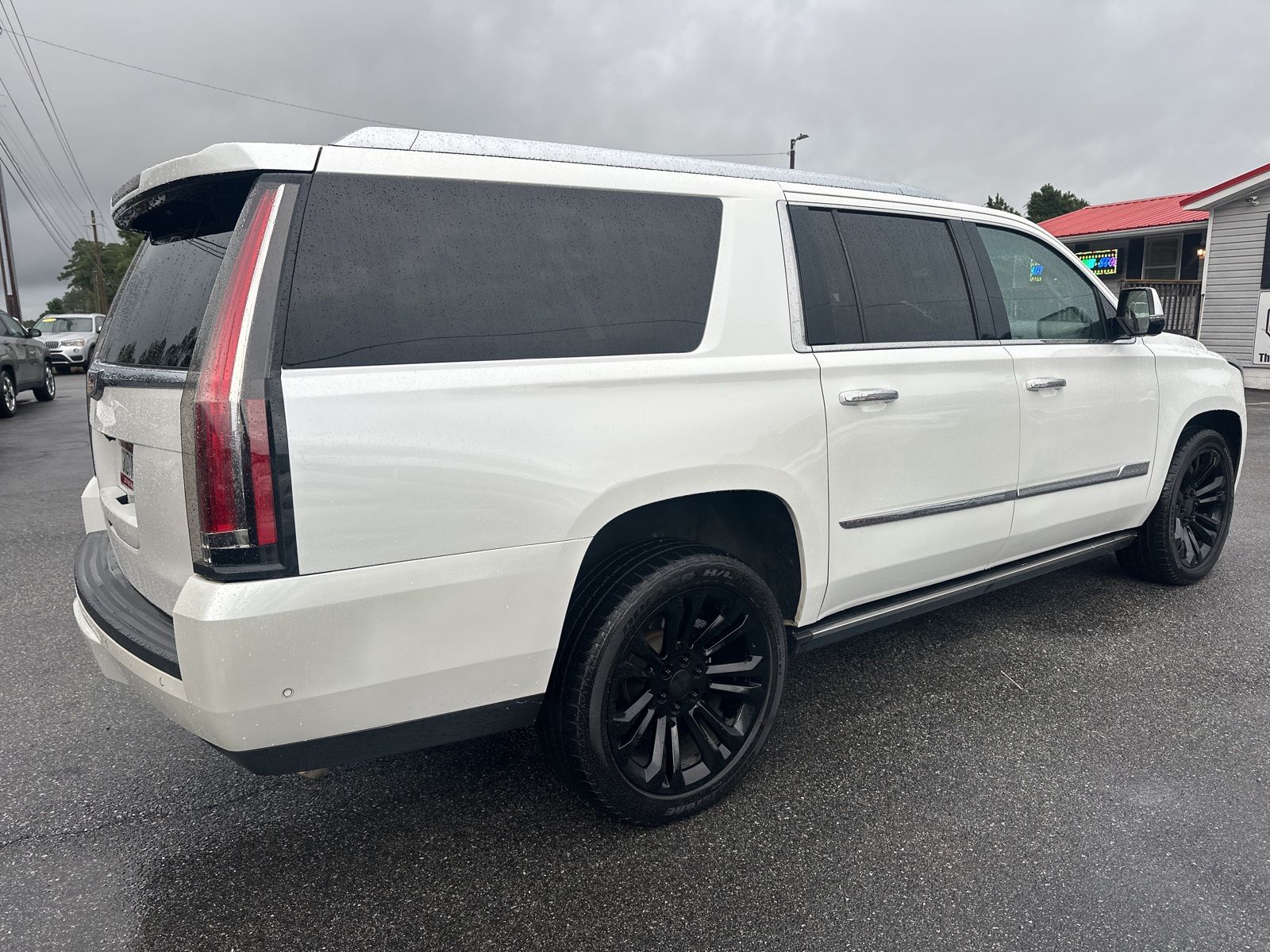 2017 Cadillac Escalade ESV Premium Luxury photo 4
