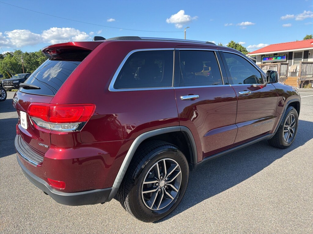 Used 2017 Jeep Grand Cherokee Limited SUV