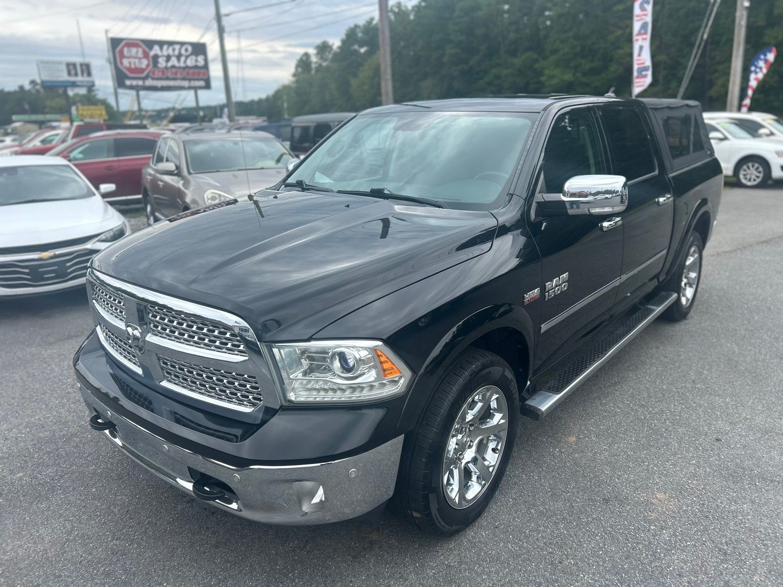 2015 Ram 1500 Laramie photo 2