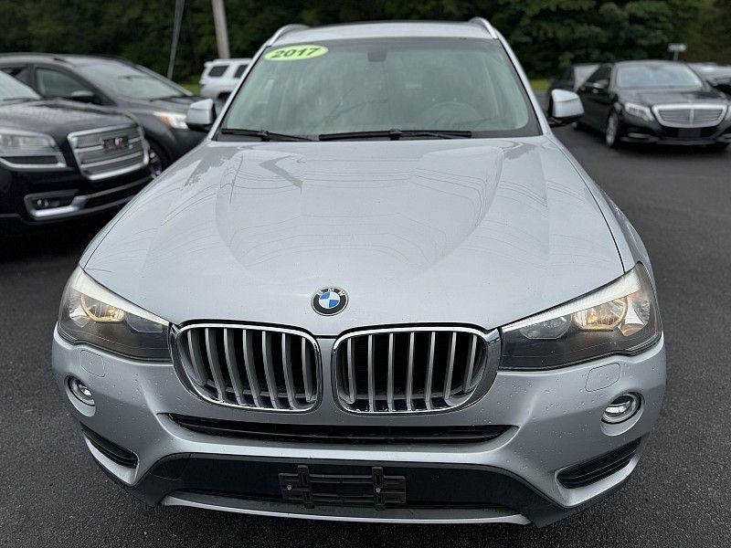 2017 Bmw X3 sDrive28i photo 2
