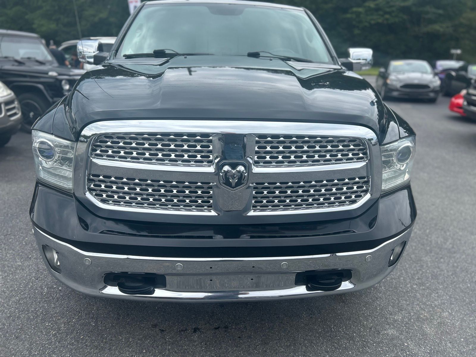 2015 Ram 1500 Laramie photo 3