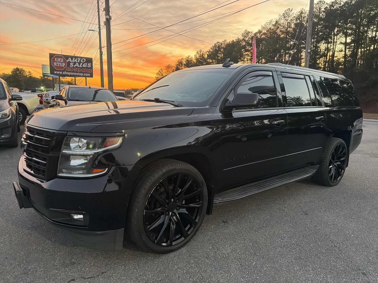2018 Chevrolet Suburban Premier's photo