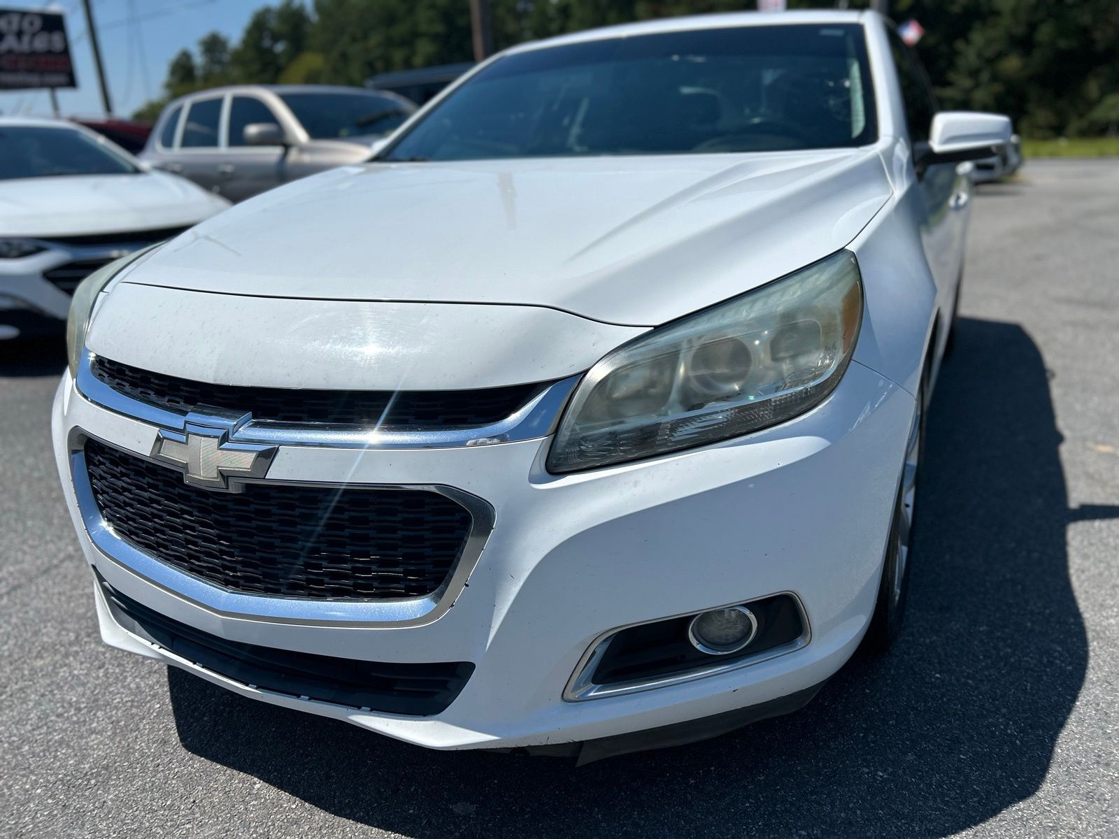 2015 Chevrolet Malibu 2LT photo 3