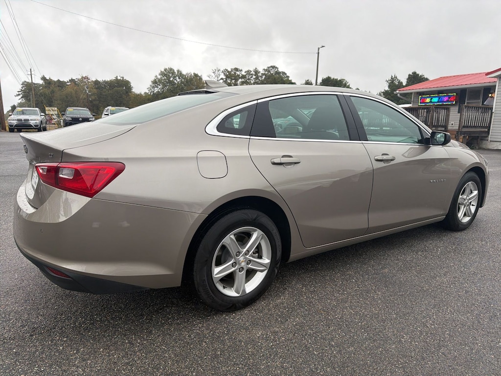 Used 2024 Chevrolet Malibu LT Sedan