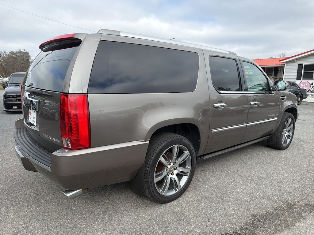 Used 2012 Cadillac Escalade ESV Luxury SUV