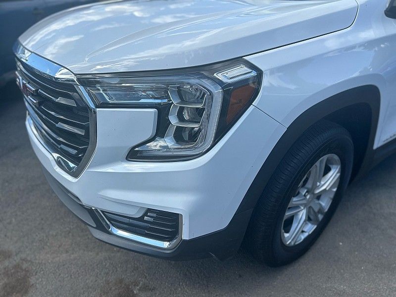 2022 Gmc Terrain SLE photo 4