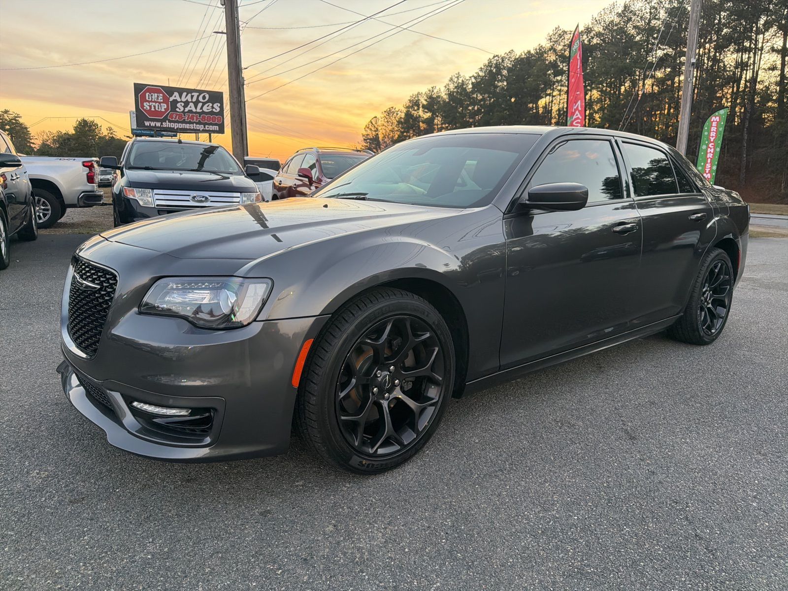 2020 Chrysler 300 S's photo