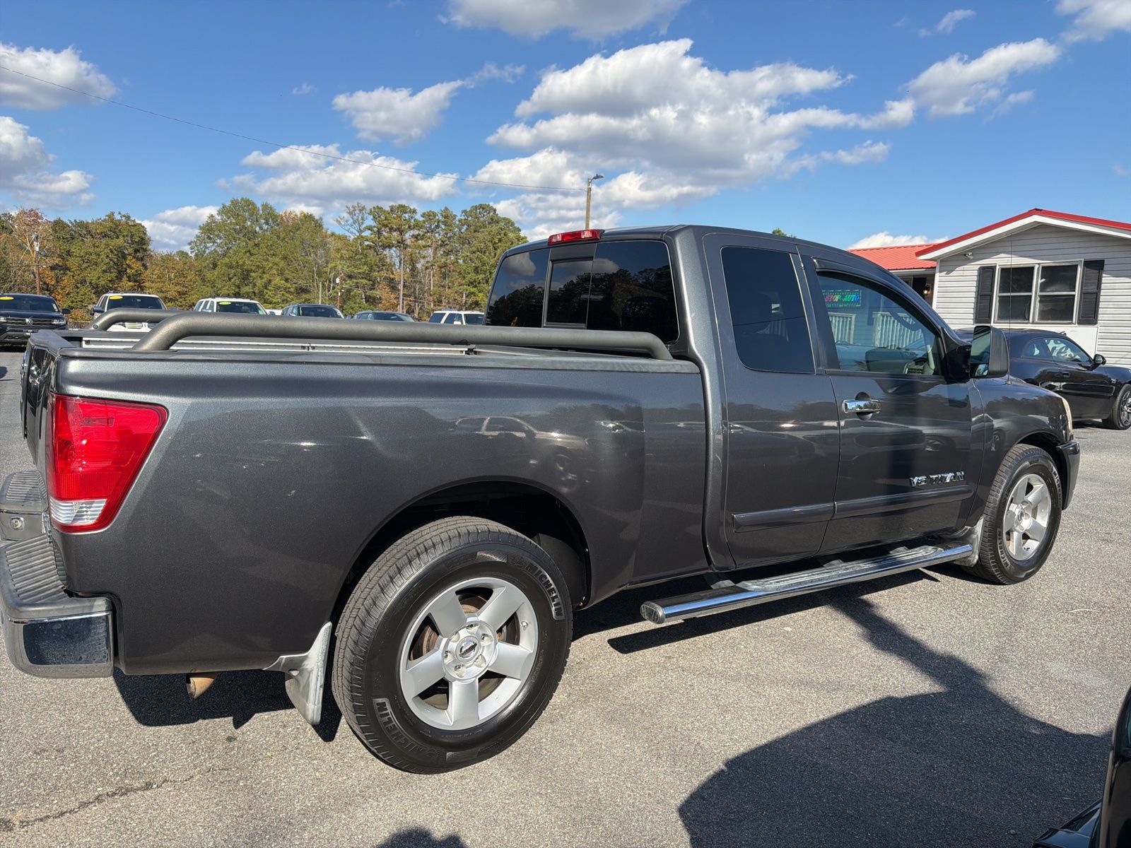 2006 Nissan Titan SE photo 4