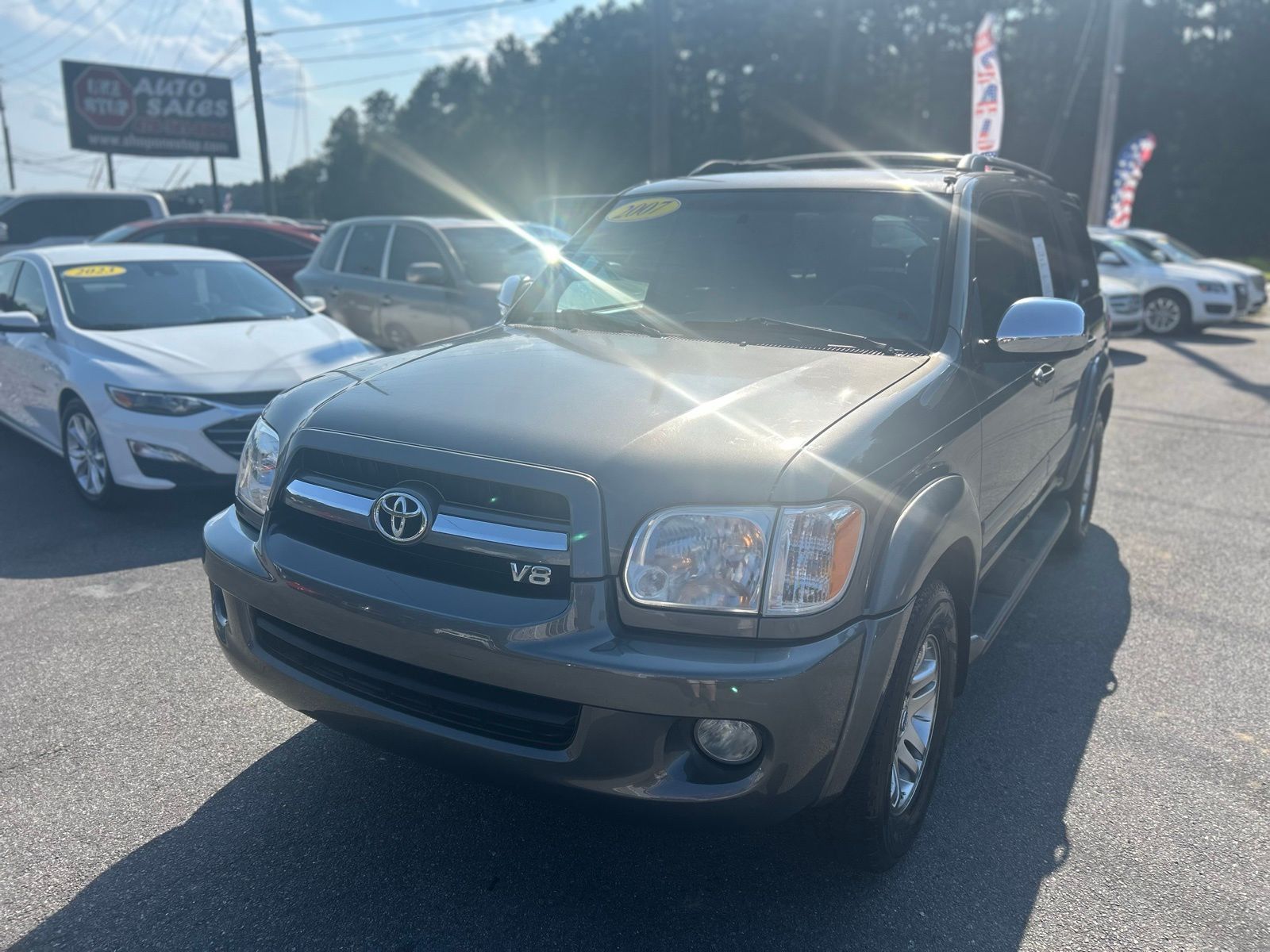 2007 Toyota Sequoia Limited photo 2