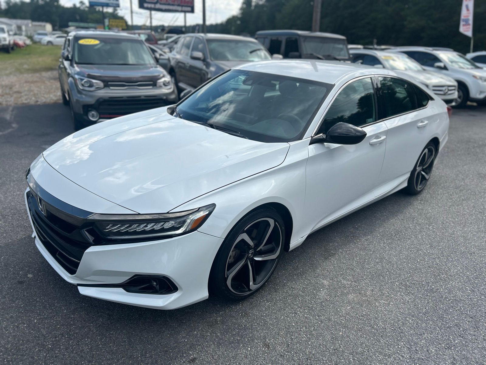 2022 Honda Accord Sport photo 2