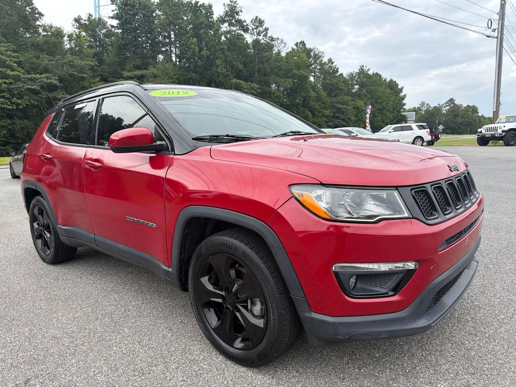 Used 2019 Jeep Compass Latitude SUV
