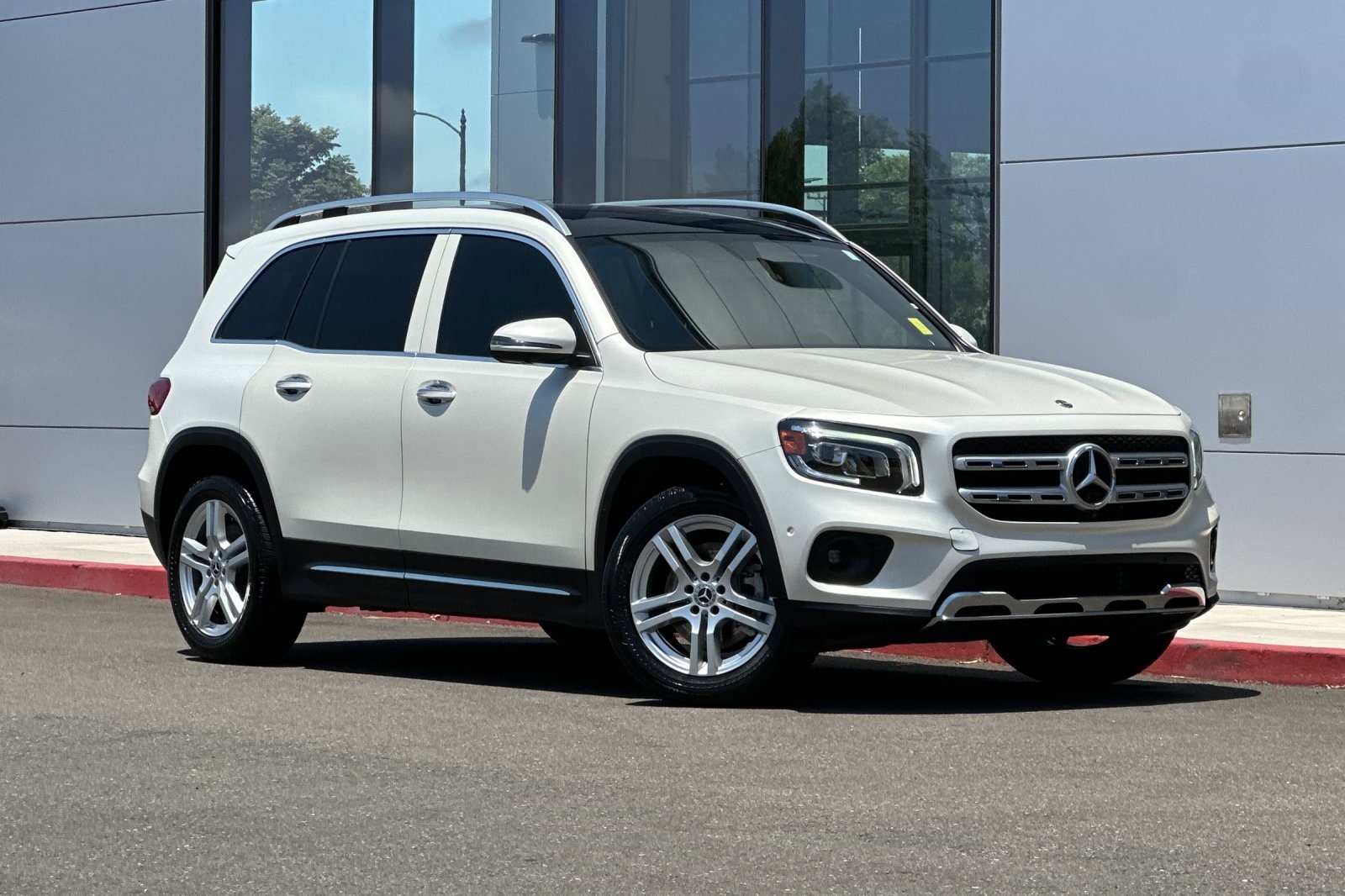 Used 2020 Mercedes-Benz GLB Base with VIN W1N4M4GB4LW023330 for sale in Hayward, CA