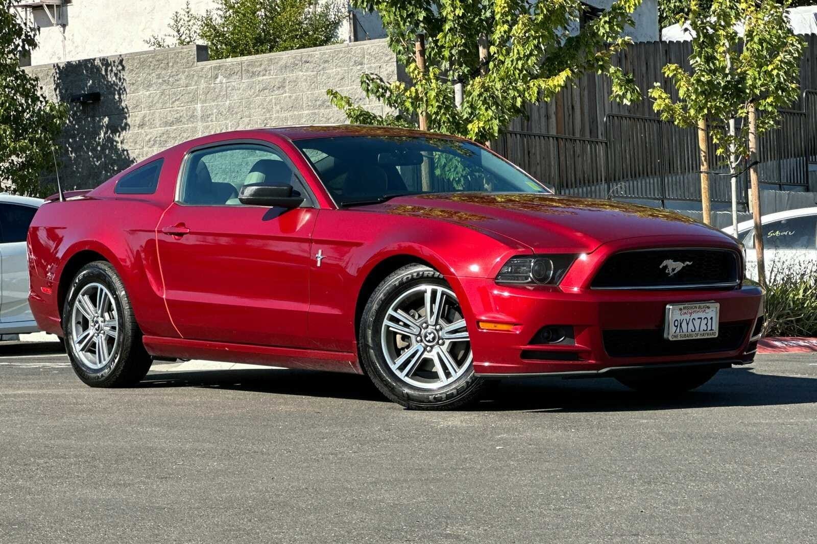 Used 2014 Ford Mustang V6 with VIN 1ZVBP8AM3E5275440 for sale in Hayward, CA