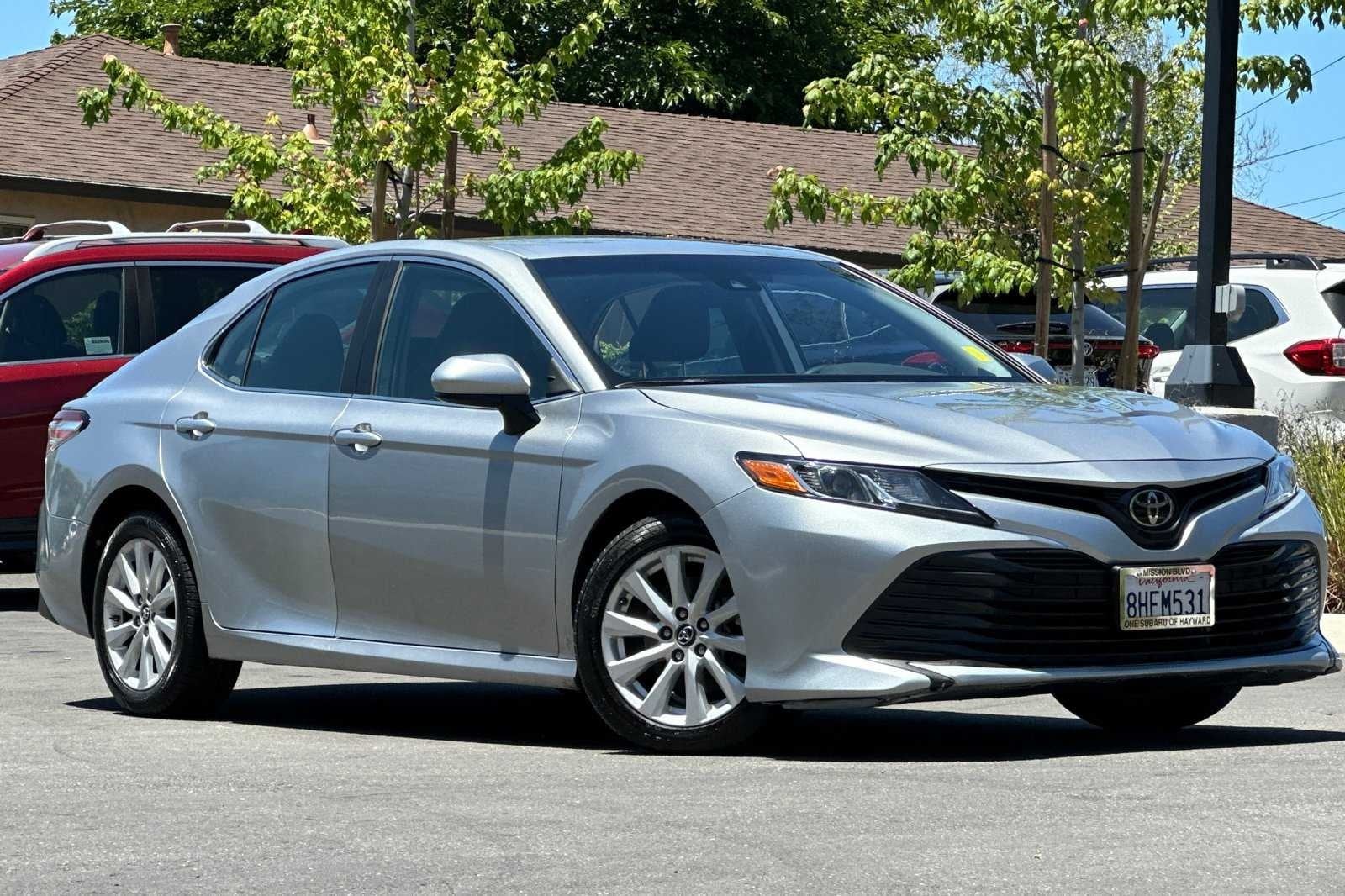 Used 2019 Toyota Camry LE with VIN 4T1B11HK0KU712839 for sale in Hayward, CA