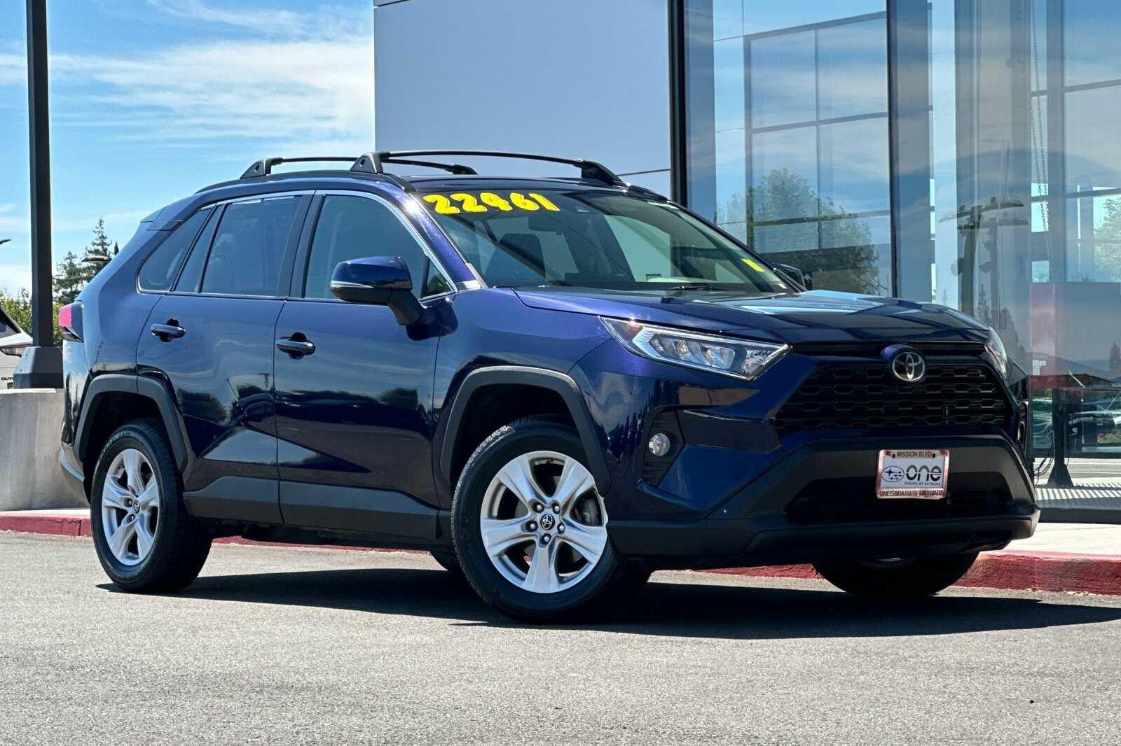 Used 2019 Toyota RAV4 XLE with VIN JTMP1RFV3KD015882 for sale in Hayward, CA