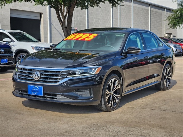 Used 2021 Volkswagen Passat SE with VIN 1VWSA7A38MC006816 for sale in Austin, TX