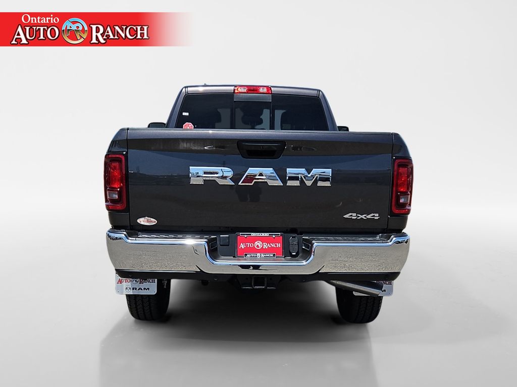 2025 Ram 3500 Tradesman photo 4