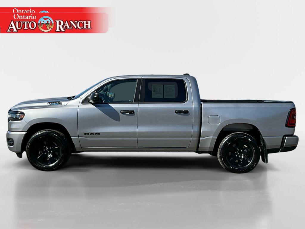2025 Ram 1500 Tradesman photo 2