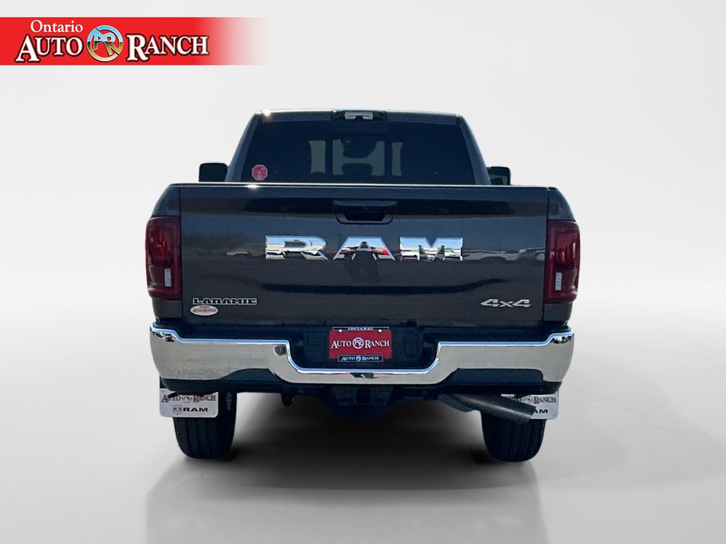 2025 Ram 3500 Laramie photo 4