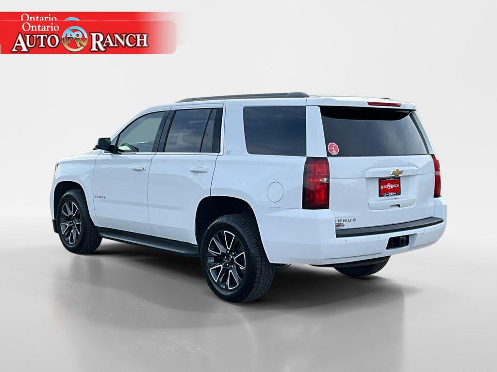 2019 Chevrolet Tahoe LT photo 3