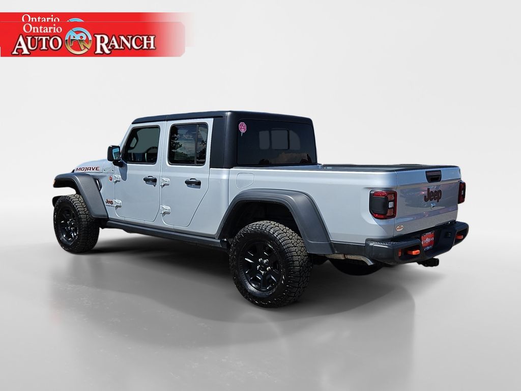 2023 Jeep Gladiator Mojave photo 3