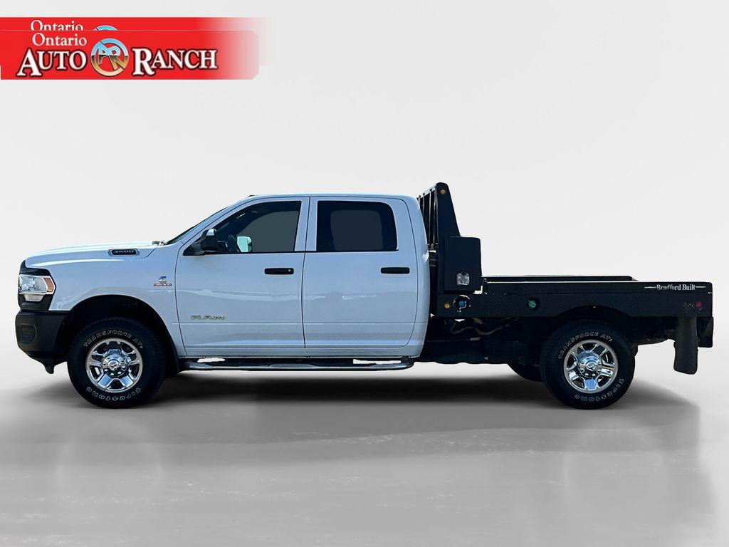 2022 Ram 3500 Tradesman photo 2