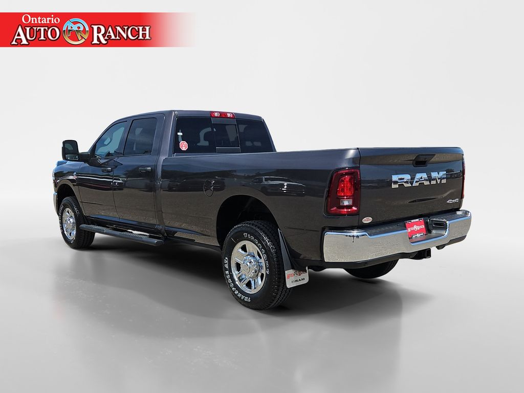 2025 Ram 3500 Tradesman photo 3