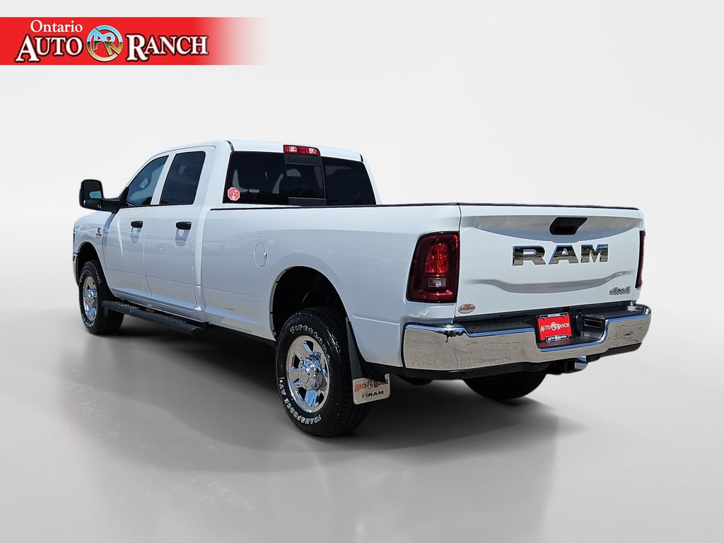 2025 Ram 3500 Tradesman photo 3