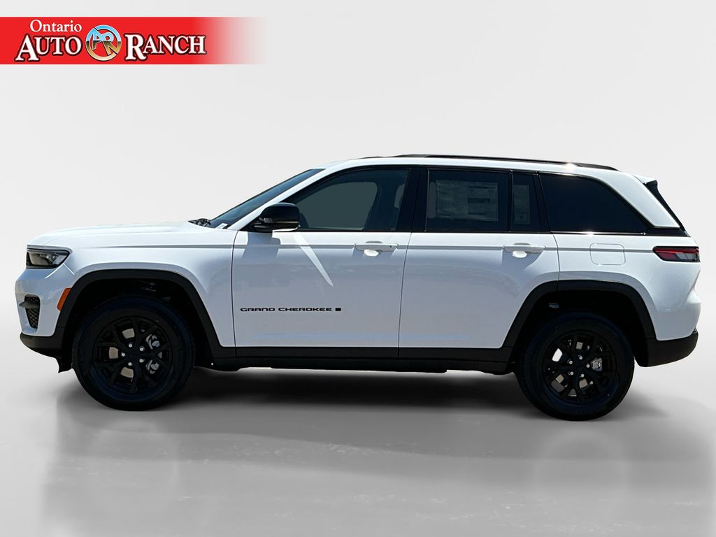 2025 Jeep Grand Cherokee Altitude X photo 2