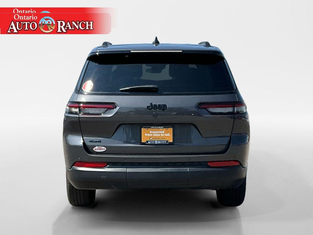 2024 Jeep Grand Cherokee Altitude photo 4