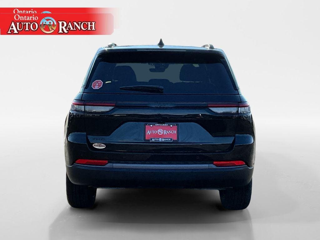 New 2026 Jeep Grand Cherokee Laredo Altitude Sport Utility