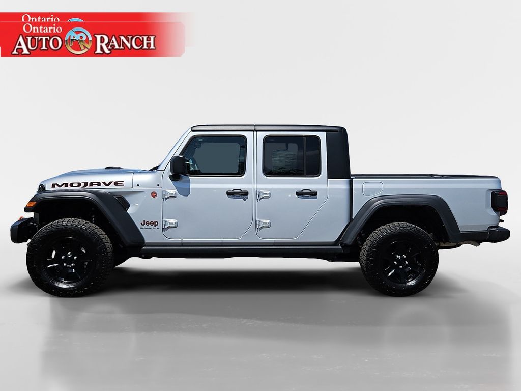 2023 Jeep Gladiator Mojave photo 2