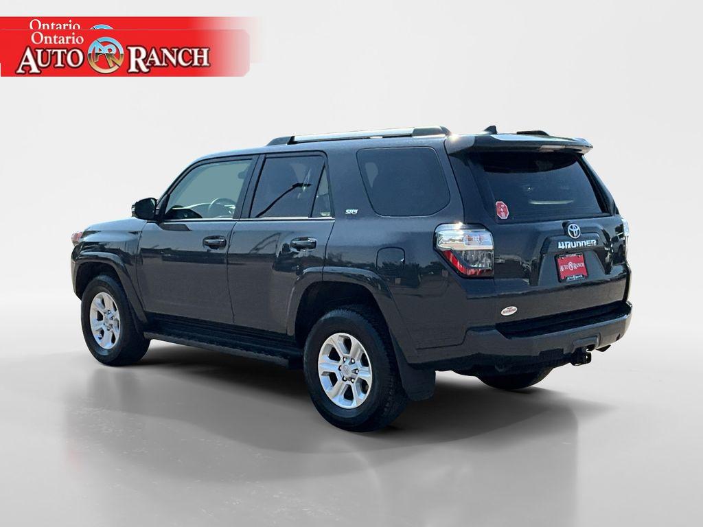 2024 Toyota 4Runner SR5 Premium photo 3
