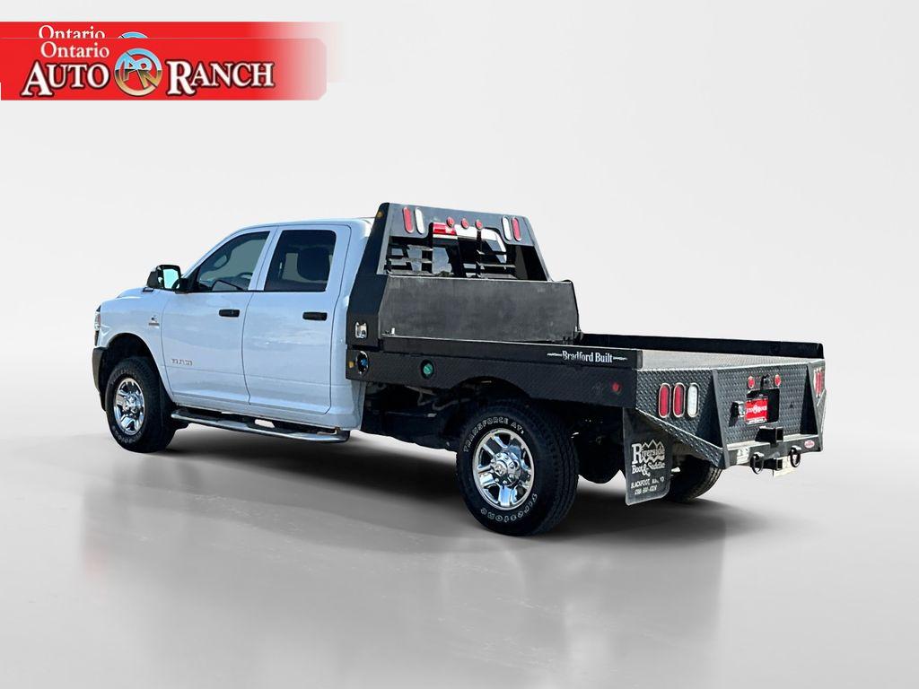 2022 Ram 3500 Tradesman photo 3