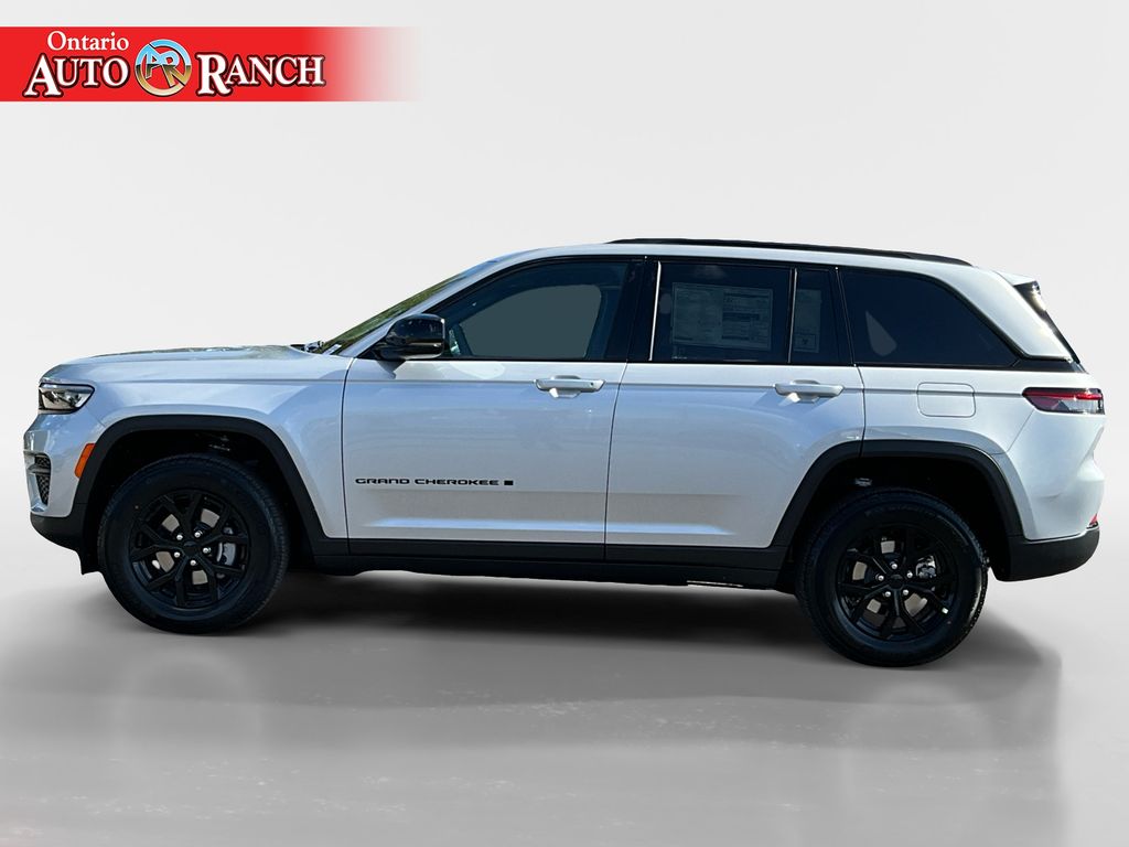 2025 Jeep Grand Cherokee Altitude X photo 2