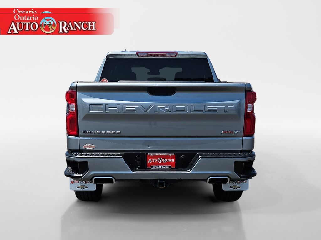 2023 Chevrolet Silverado 1500 RST photo 4