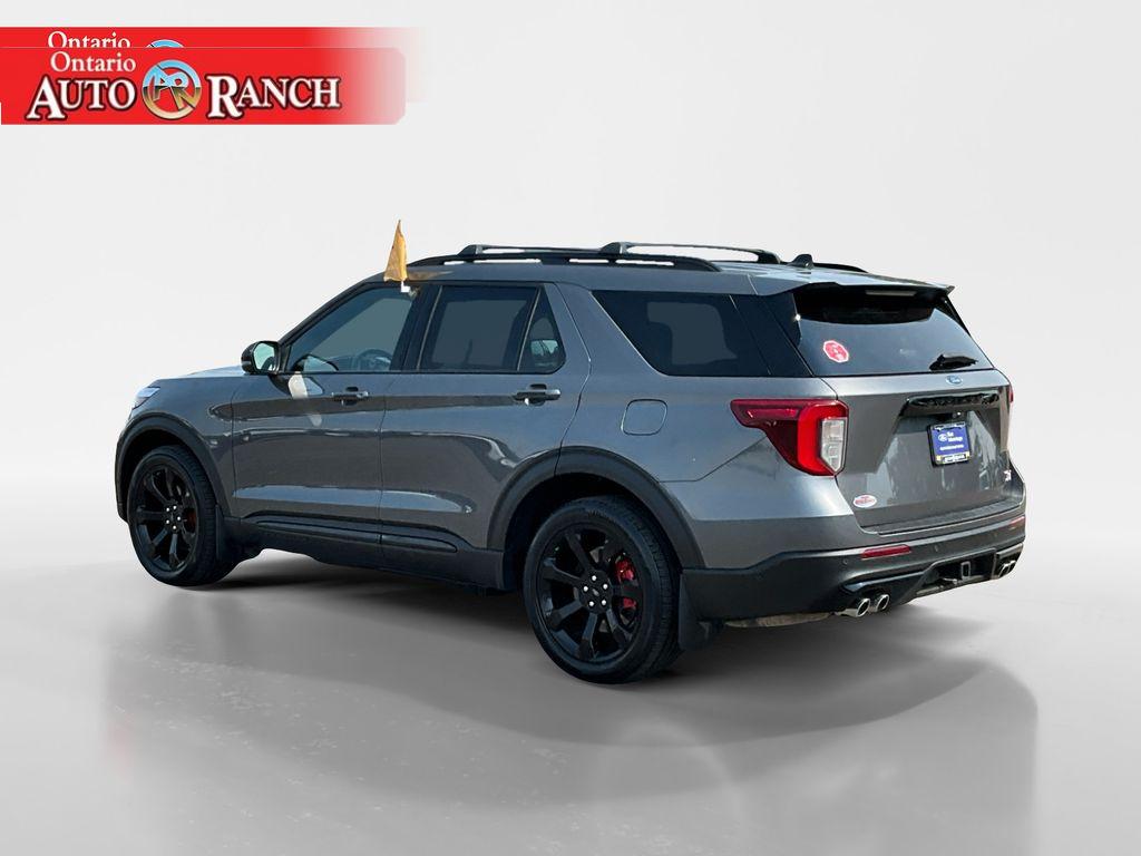 2023 Ford Explorer ST photo 3
