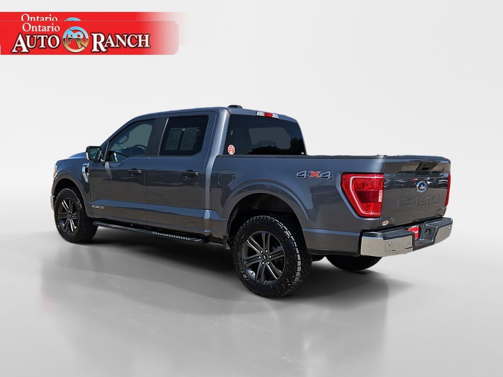 2021 Ford F-150 XLT photo 3