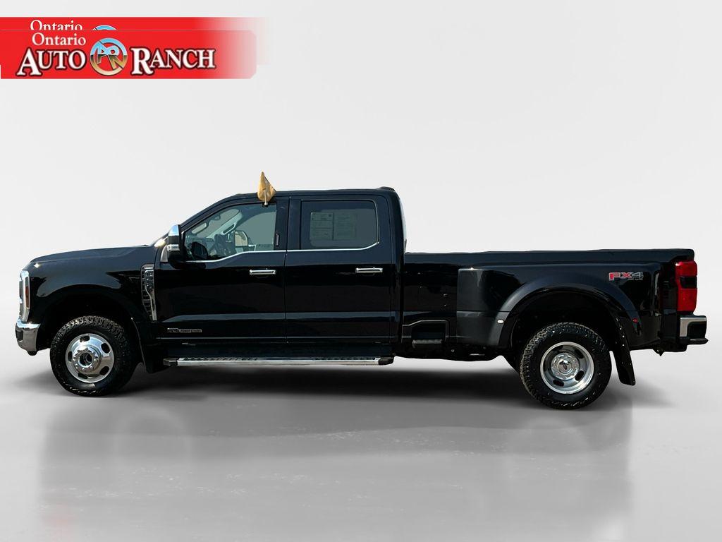 2024 Ford F-350 Lariat photo 2
