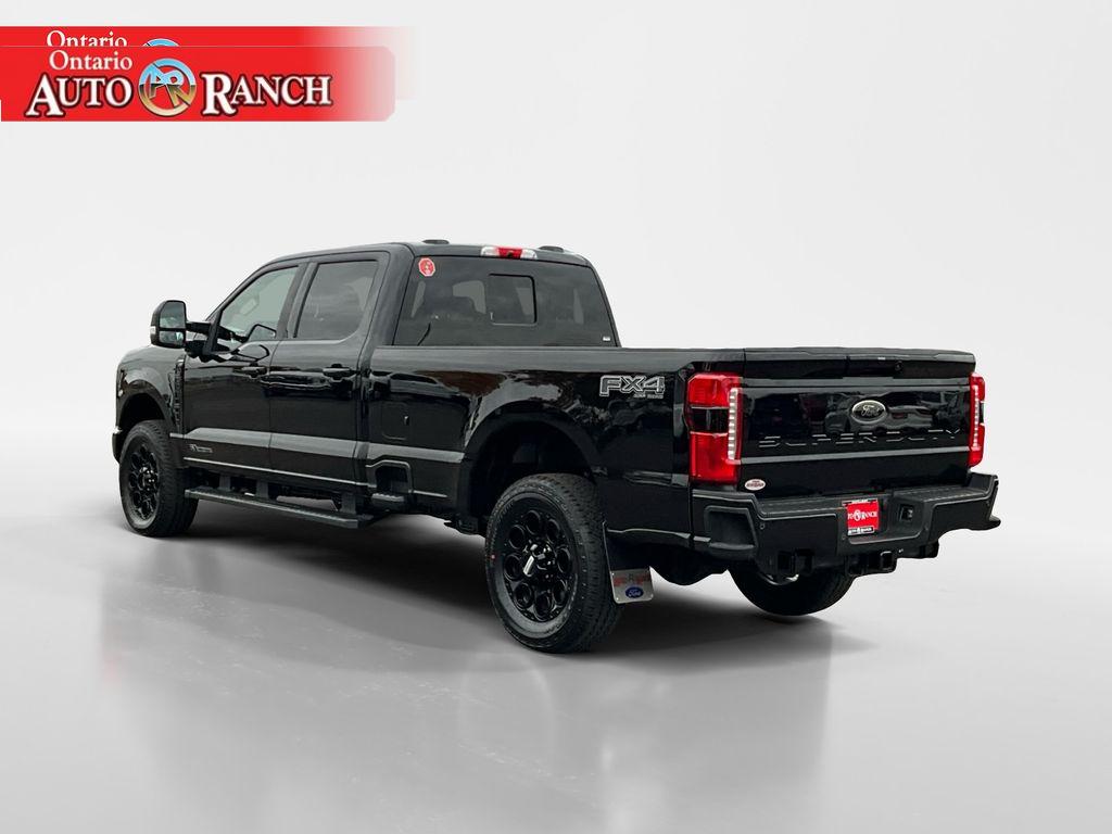 2026 Ford F-350 Lariat photo 3