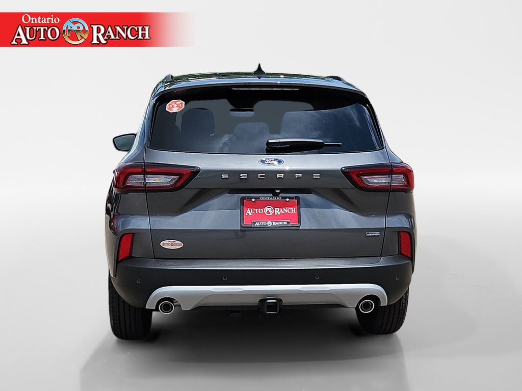2025 Ford Escape photo 4