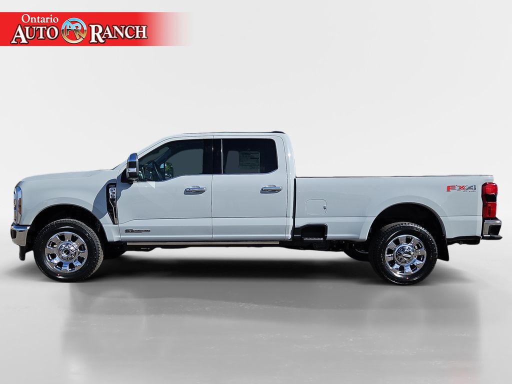 2025 Ford F-350 Lariat photo 2