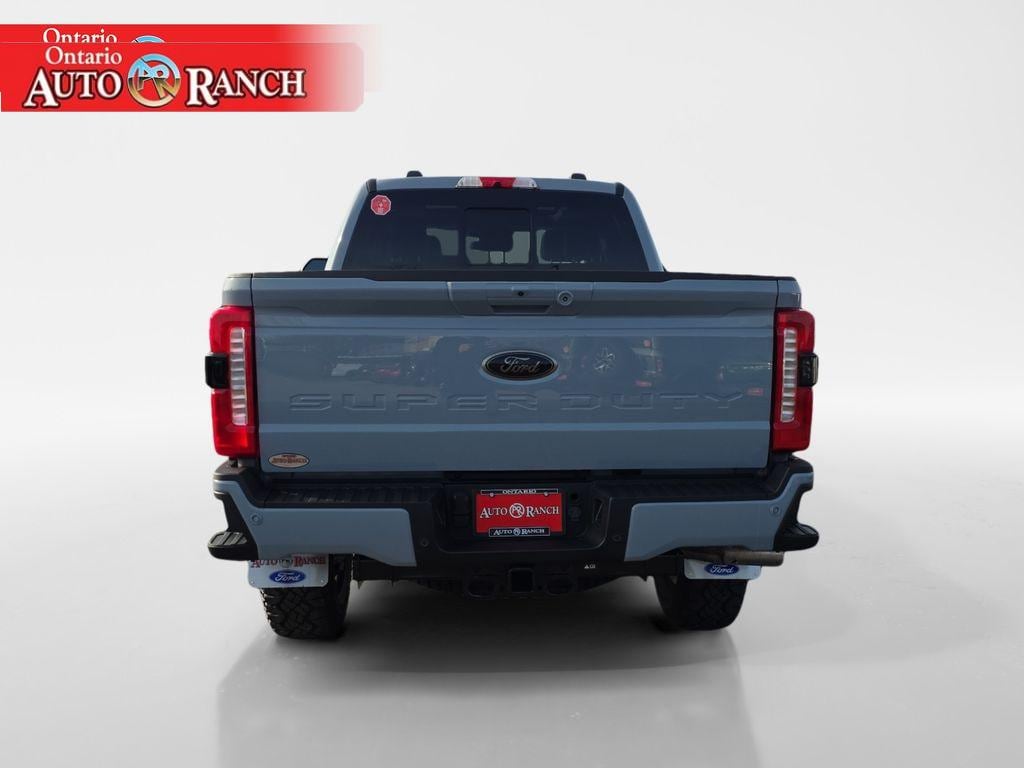 New 2026 Ford F-350 Lariat Crew Cab