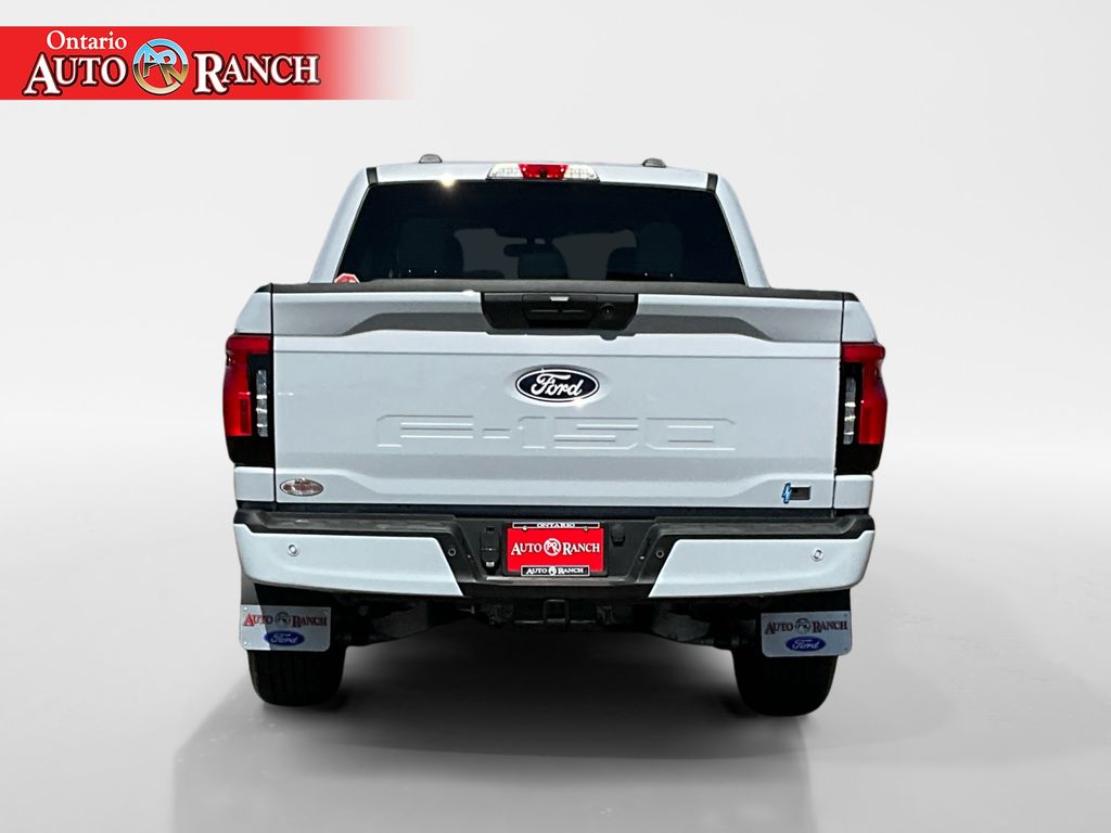 2025 Ford F-150 Lightning XLT photo 4